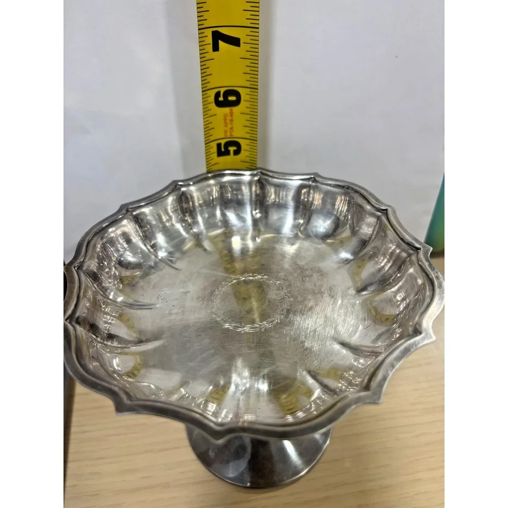 Vintage Chippendale International Silver Co Silverplate Pedestal Candy Dish Bowl